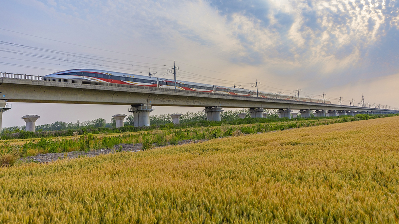 China Sees 4.2% Surge in Cross-Regional Travel During First Half of 2025 China_Sees_4_2__Surge_in_Cross_Regional_Travel_During_First_Half_of_2025