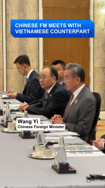 China, Vietnam Strengthen Ties at ASEAN Meetings in Kuala Lumpur China__Vietnam_Strengthen_Ties_at_ASEAN_Meetings_in_Kuala_Lumpur video poster