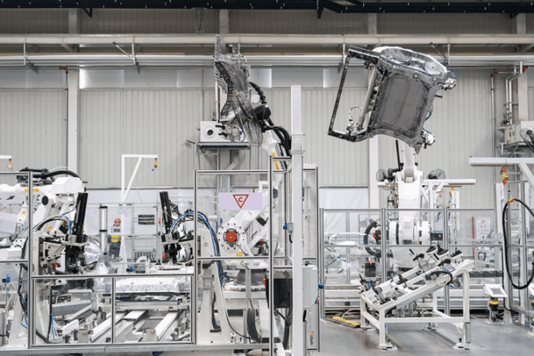 China’s AI Surge Fuels High-Quality Economic Growth China_s_AI_Surge_Fuels_High_Quality_Economic_Growth