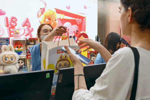 China’s Cultural Revolution: From Factories to Dream Factories China_s_Cultural_Revolution__From_Factories_to_Dream_Factories
