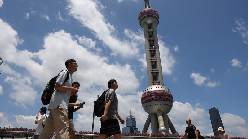 China’s Scorching Summer: Cities Innovate Amid Record Heatwaves China_s_Scorching_Summer__Cities_Innovate_Amid_Record_Heatwaves