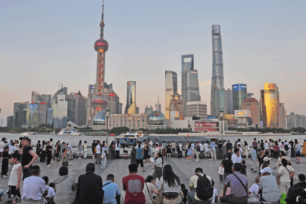 China’s Urbanization: Building Cities for the People, By the People China_s_Urbanization__Building_Cities_for_the_People__By_the_People