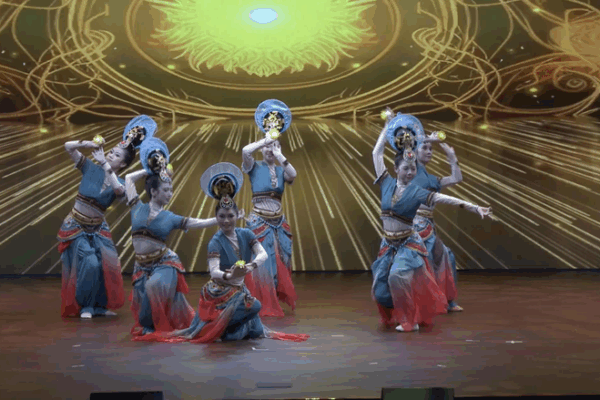 Cross_Strait_Youth_Summer_Camp_Fosters_Cultural_Bonds_in_Zhuhai video poster