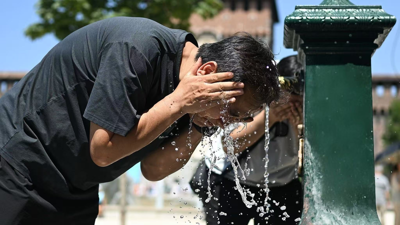 Europe_Battles_Record_Heatwaves_Amid_Climate_Crisis_poster - Khabar Asia Europe_Battles_Record_Heatwaves_Amid_Climate_Crisis video poster