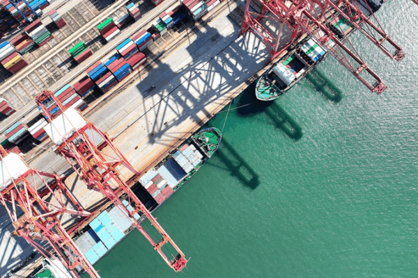 China’s Foreign Trade Grows 2.9% in H1 2025 Amid Global Challenges China’s Foreign Trade Grows 2.9% in H1 2025 Amid Global Challenges