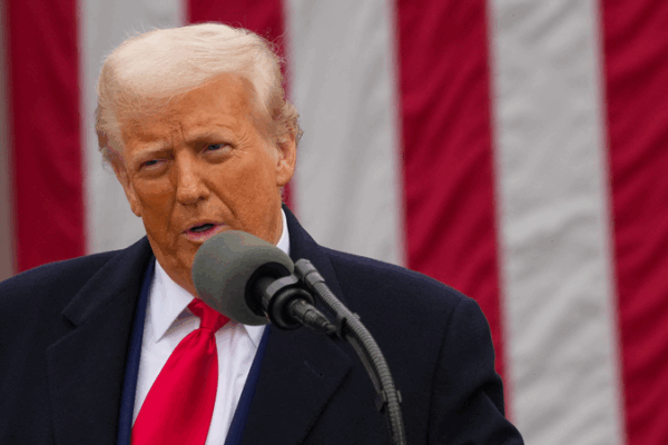 Global Economies Stand Firm as US Tariff Deadline Looms Global_Economies_Stand_Firm_as_US_Tariff_Deadline_Looms
