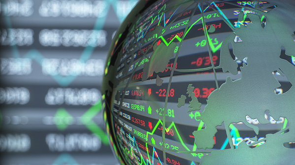 Global Trade Rises $300B in H1 2025 Amid Uncertain Outlook Global_Trade_Rises__300B_in_H1_2025_Amid_Uncertain_Outlook