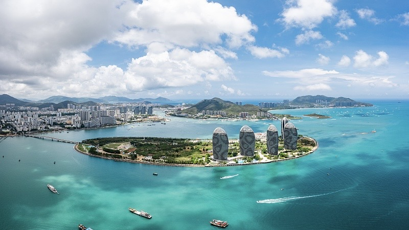 Hainan_s_Customs_Reform_Sparks_Global_Trade_Momentum video poster