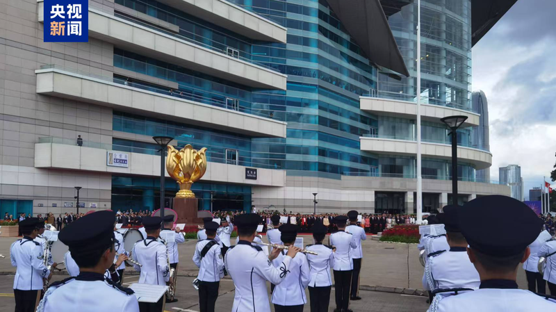 Hong Kong Marks 28th Anniversary of Return to China with Flag-Raising Ceremony Hong_Kong_Marks_28th_Anniversary_of_Return_to_China_with_Flag_Raising_Ceremony
