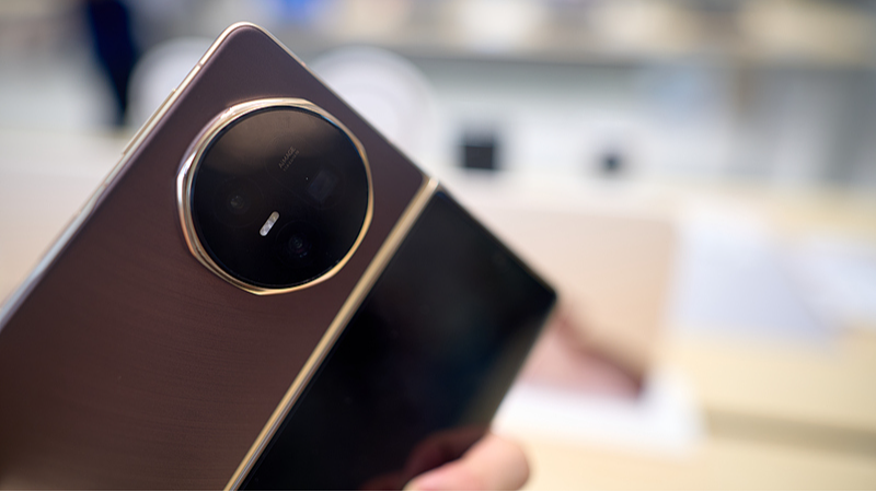 Honor_s_Magic_V5__Redefining_Foldable_Tech_with_AI_and_Record_Breaking_Design - Khabar Asia Honor_s_Magic_V5__Redefining_Foldable_Tech_with_AI_and_Record_Breaking_Design