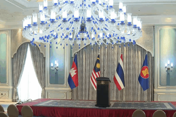 Malaysia’s PM Anwar Hosts Key Regional Talks in Putrajaya Malaysia_s_PM_Anwar_Hosts_Key_Regional_Talks_in_Putrajaya video poster