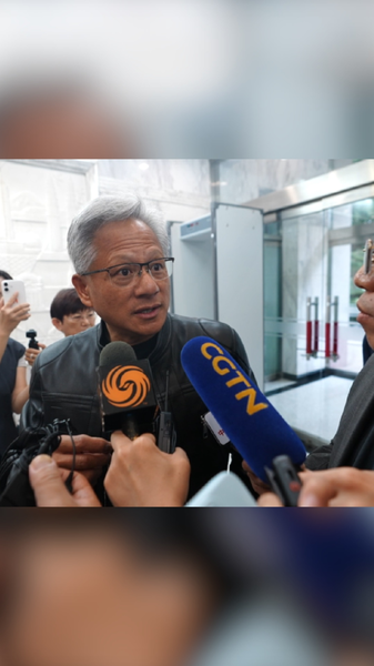 NVIDIA Resumes H20 AI Chip Sales to Chinese Mainland Amid CEO Visit NVIDIA_Resumes_H20_AI_Chip_Sales_to_Chinese_Mainland_Amid_CEO_Visit video poster