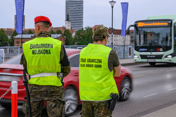 Poland Tightens Borders as EU Grapples With Migration Pressures Poland_Tightens_Borders_as_EU_Grapples_With_Migration_Pressures