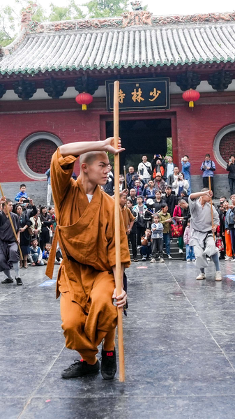 Shaolin_Staff__Ancient_Discipline_Meets_Modern_Mastery_poster - Khabar Asia Shaolin_Staff__Ancient_Discipline_Meets_Modern_Mastery video poster