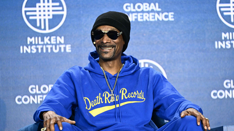Snoop Dogg Becomes Co-Owner of Welsh Football Club Swansea City Snoop_Dogg_Becomes_Co_Owner_of_Welsh_Football_Club_Swansea_City