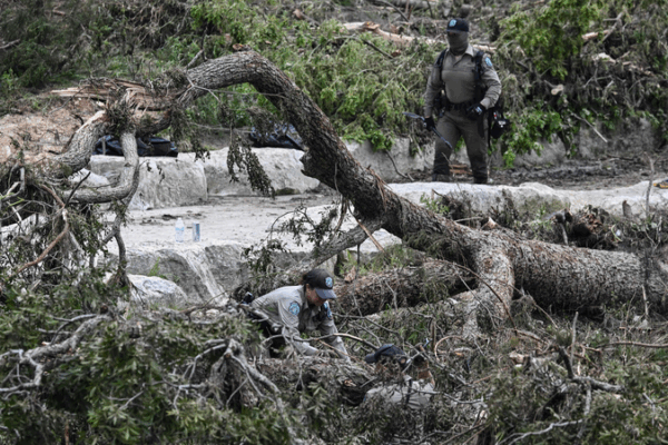 Texas Floods Claim 81 Lives as Rain Threatens More Havoc Texas_Floods_Claim_81_Lives_as_Rain_Threatens_More_Havoc