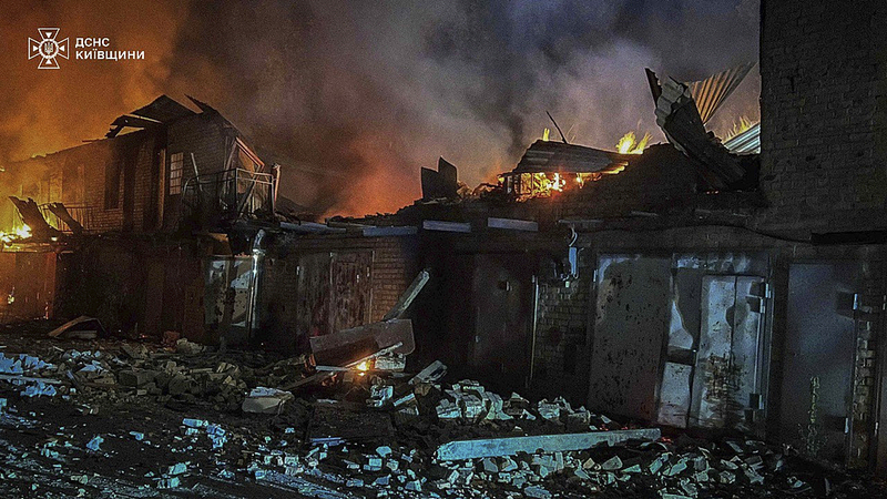 Trump__Zelenskyy_Discuss_Boosting_Ukraine_s_Air_Defense_Amid_Escalating_Tensions