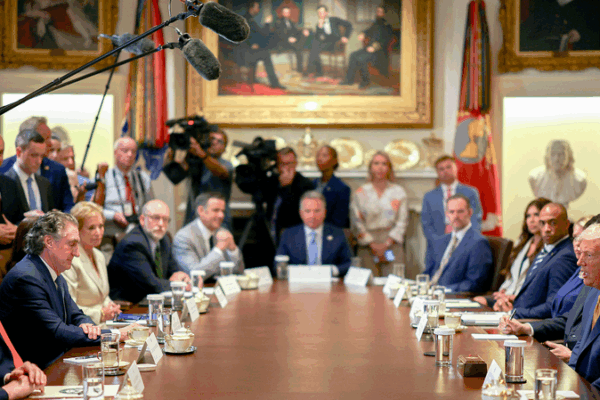 Trump’s August 1 Tariff Deadline: Key Updates and Global Impact Trump_s_August_1_Tariff_Deadline__Key_Updates_and_Global_Impact