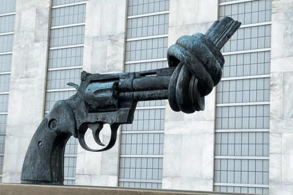 UN’s ‘Knotted Gun’: A Global Symbol of Peace and Non-Violence UN_s__Knotted_Gun___A_Global_Symbol_of_Peace_and_Non_Violence