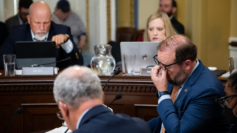 U_S__Senate_Passes_Major_Tax_Bill__Implications_for_Asia_s_Economy - Khabar Asia U_S__Senate_Passes_Major_Tax_Bill__Implications_for_Asia_s_Economy