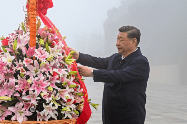 Xi Honors Martyrs of Anti-Japanese Resistance in Shanxi Tribute Xi_Honors_Martyrs_of_Anti_Japanese_Resistance_in_Shanxi_Tribute video poster