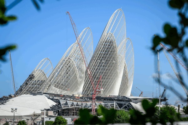 Arab States Eye Tech Growth: Lessons from China’s Ecosystem Model Arab_States_Eye_Tech_Growth__Lessons_from_China_s_Ecosystem_Model