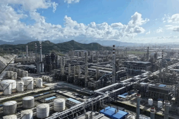 CNOOC Launches Major Petrochemical Complex in Zhejiang CNOOC_Launches_Major_Petrochemical_Complex_in_Zhejiang
