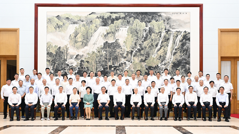 CPC_Leadership_Engages_Experts_at_Beidaihe_Summer_Retreat - Khabar Asia CPC_Leadership_Engages_Experts_at_Beidaihe_Summer_Retreat