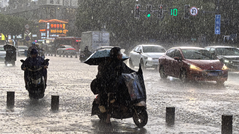 China_Braces_for_Severe_Weather__Over_10_Provinces_on_Alert