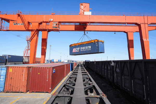 China-Europe Freight Trains Surpass 20,000 Trips via Erenhot Port China_Europe_Freight_Trains_Surpass_20_000_Trips_via_Erenhot_Port