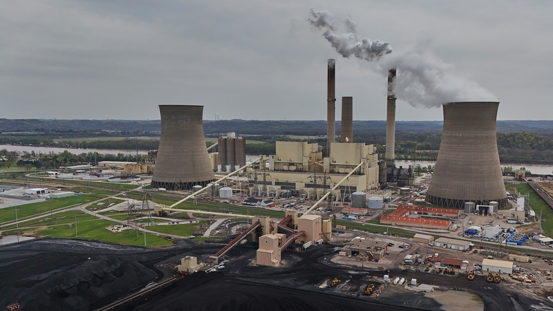 China Outpaces U.S. in Emissions Shift as Coal Trends Diverge China_Outpaces_U_S__in_Emissions_Shift_as_Coal_Trends_Diverge