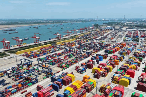 China’s Development Path: A Journey of Self-Improvement, Not Rivalry China_s_Development_Path__A_Journey_of_Self_Improvement__Not_Rivalry