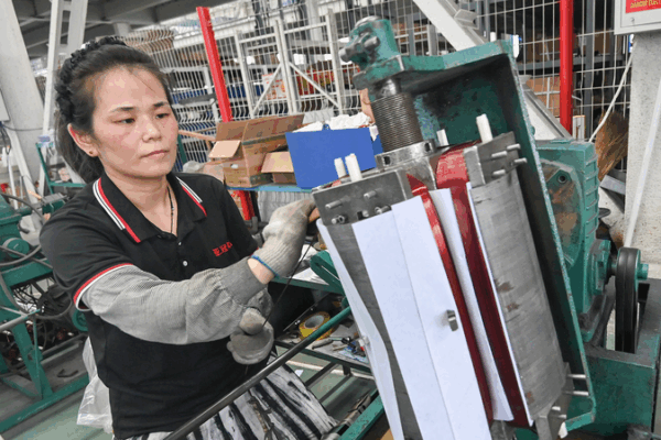 China’s Manufacturing PMI Inches Up to 49.4 in August, Signals Steady Recovery China_s_Manufacturing_PMI_Inches_Up_to_49_4_in_August__Signals_Steady_Recovery