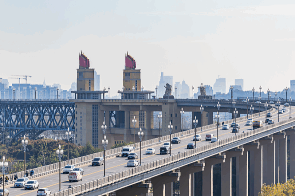 China’s Nanjing Yangtze River Bridge: Engineering Marvel in Motion China_s_Nanjing_Yangtze_River_Bridge__Engineering_Marvel_in_Motion video poster