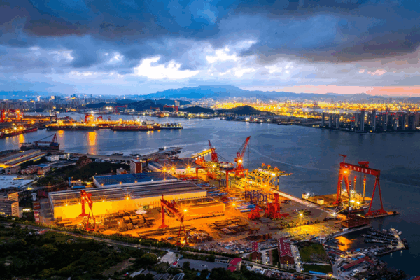 China’s Shipbuilding Mega-Merger Sets Global Industry Record China_s_Shipbuilding_Mega_Merger_Sets_Global_Industry_Record