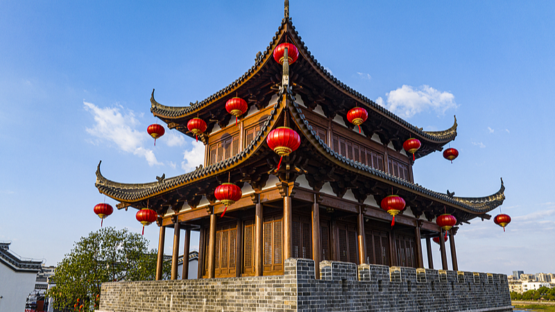 Discover_Quzhou_s_Ancient_Heart__Longyou_Dananmen_s_Timeless_Charm video poster