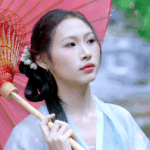 E3V9SPK8T3HYN1HV9INJ - Khabar Asia Oil-Paper Umbrellas Dance: Reviving China’s Cultural Heritage video poster