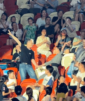 Elderly Duo Dazzles at World Games with Viral Dance Moment Elderly_Duo_Dazzles_at_World_Games_with_Viral_Dance_Moment video poster