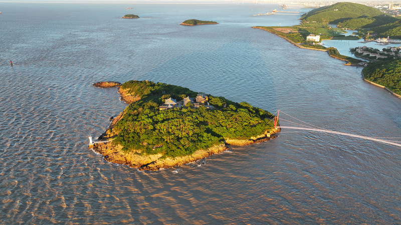 Explore_Minghu_Lake__Zhejiang_s_Hidden_Wetland_Gem video poster