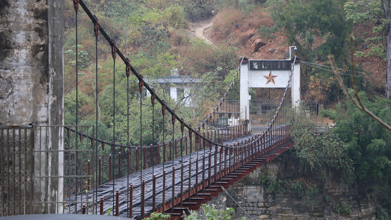 Huitong Bridge: A Testament to Wartime Resilience and Chinese Ingenuity Huitong_Bridge__A_Testament_to_Wartime_Resilience_and_Chinese_Ingenuity