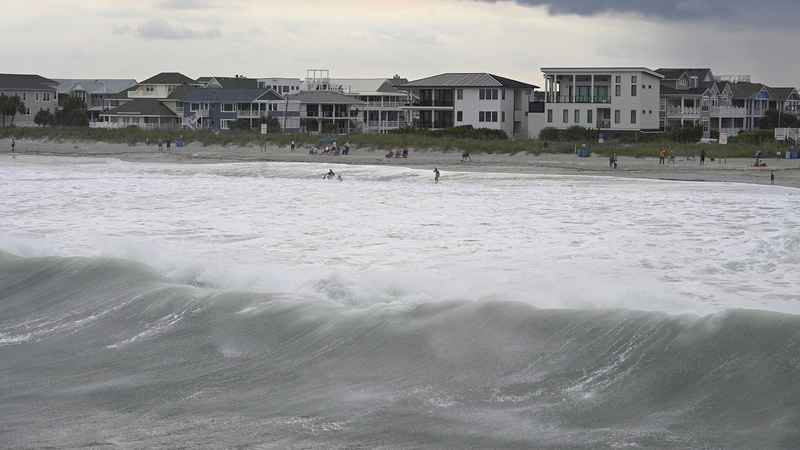 Hurricane Erin Triggers Storm Surge Threat Along U.S. East Coast Hurricane_Erin_Triggers_Storm_Surge_Threat_Along_U_S__East_Coast video poster