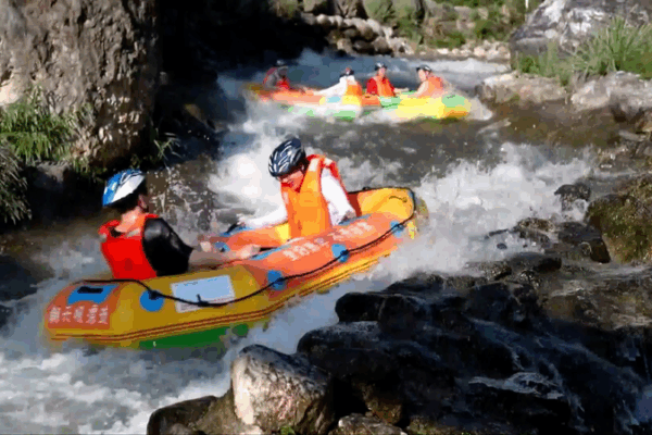 Thrilling Rafting Adventures Revitalize Central China’s Summer Tourism Thrilling Rafting Adventures Revitalize Central China’s Summer Tourism video poster