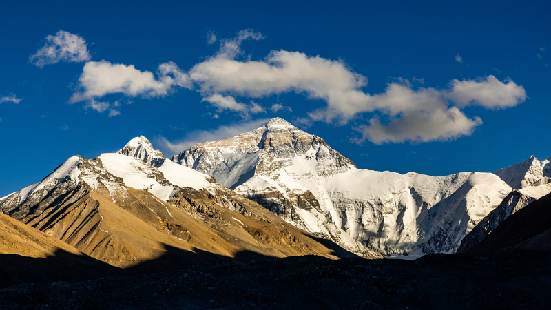 Live: Explore Mount Qomolangma’s Majestic Peaks via CGTN Livestream Live__Explore_Mount_Qomolangma_s_Majestic_Peaks_via_CGTN_Livestream video poster