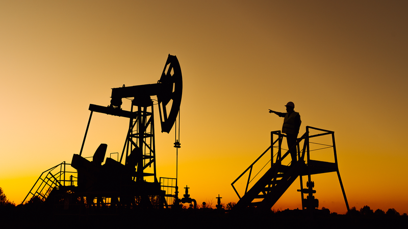 Oil_Prices_Dip_as_IEA_Revises_Supply_Forecast_Ahead_of_US_Russia_Summit