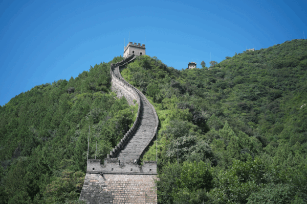 Summer Splendor at Juyongguan: Great Wall’s Verdant Majesty Summer Splendor at Juyongguan: Great Wall’s Verdant Majesty