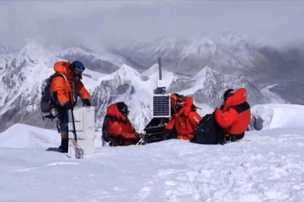 Qinghai-Xizang Glacier Study Reveals Earth’s Climate Secrets Qinghai_Xizang_Glacier_Study_Reveals_Earth_s_Climate_Secrets