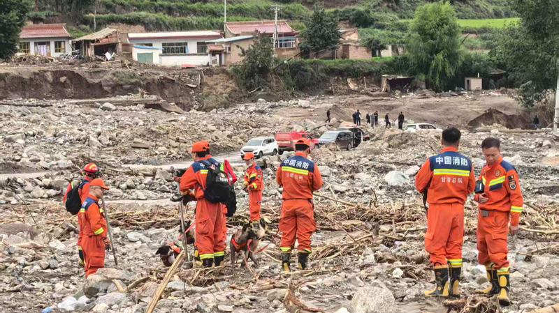 Rescue_Efforts_Intensify_After_Deadly_Mountain_Torrents_Strike_Gansu video poster