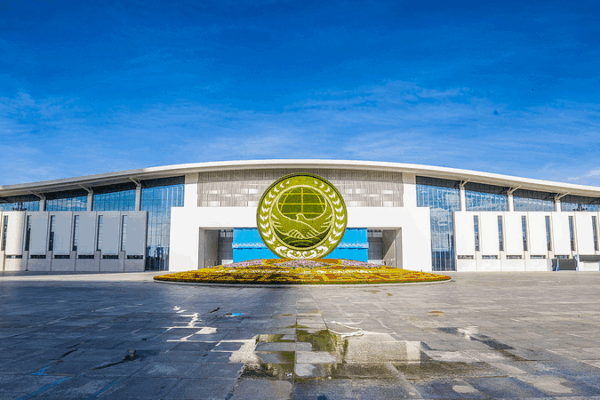 SCO Summit Kicks Off in Tianjin with Floral Welcome for Global Leaders SCO_Summit_Kicks_Off_in_Tianjin_with_Floral_Welcome_for_Global_Leaders