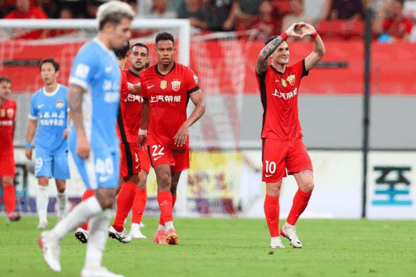Shanghai Port Tops Chinese Super League After Dominant 4-1 Victory Shanghai_Port_Tops_Chinese_Super_League_After_Dominant_4_1_Victory