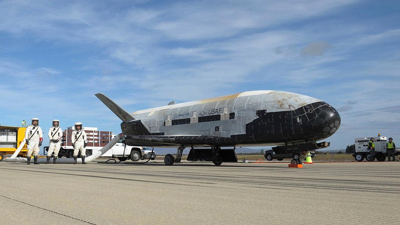 SpaceX Launches U.S. Military’s Secret X-37B Spacecraft on High-Tech Mission SpaceX_Launches_U_S__Military_s_Secret_X_37B_Spacecraft_on_High_Tech_Mission